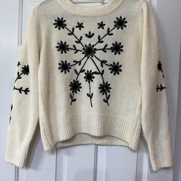 NWT Vero Moda Sweater - birch/black/beige - size medium - Picture 4 of 8